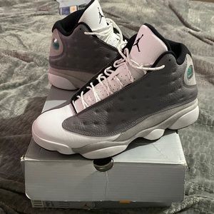 Air Jordan 13 Retro Atmosphere Grey